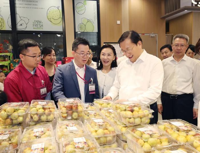 属兔人 2025 年每月健康运:在线测算事业运势www.jixiangqiming.vip：-调研假日文旅消费，多地“一把手”走上街头