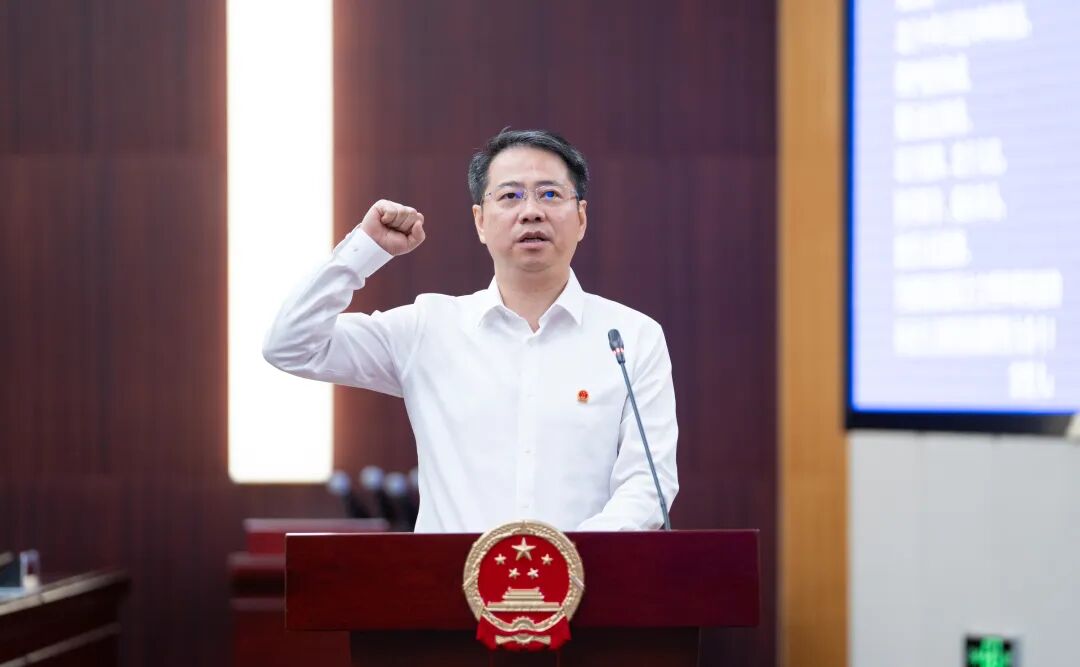 吕晨飞任上海崇明区副区长、代理区长