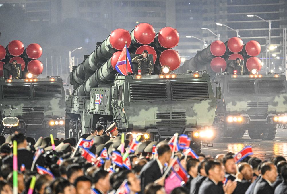 朝鲜举行盛大阅兵式，视频、高清大图来了