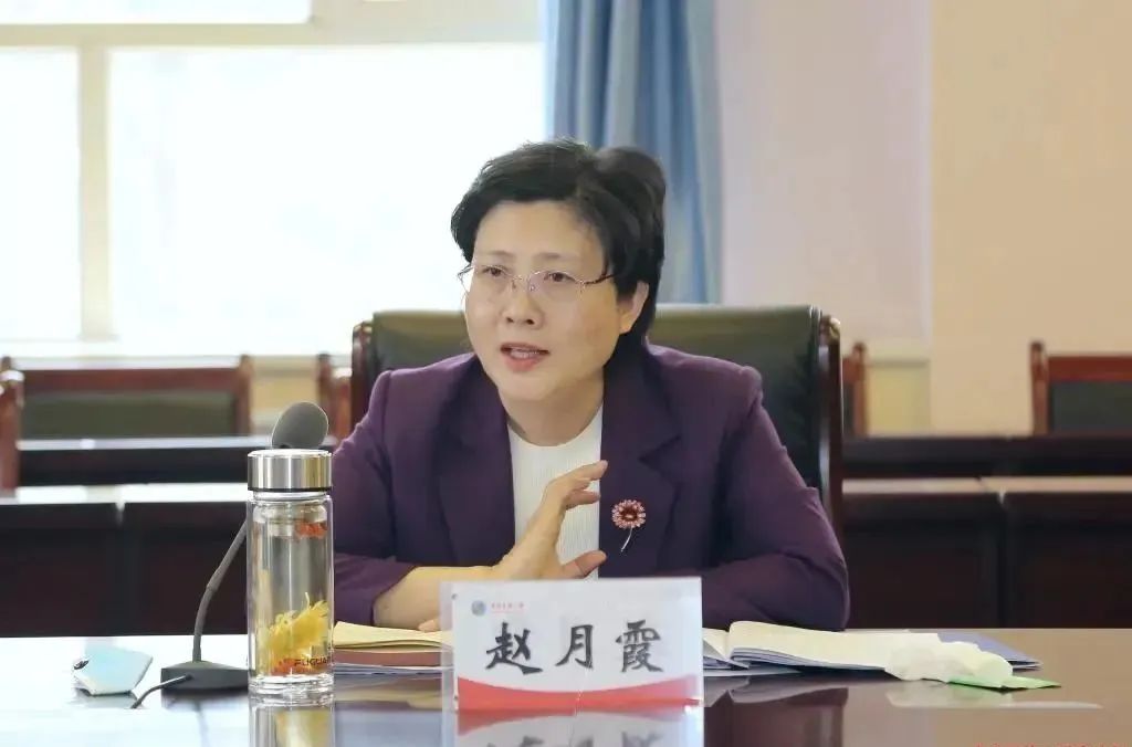八字看早婚晚婚:在线测算运势www.jixiangqiming.vip：-新任云南省委常委赵月霞出任省委组织部部长