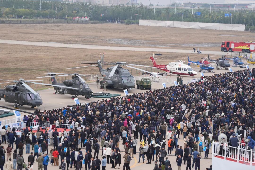 第1现场｜首秀惊艳直博会：直20T和直20有什么区别？