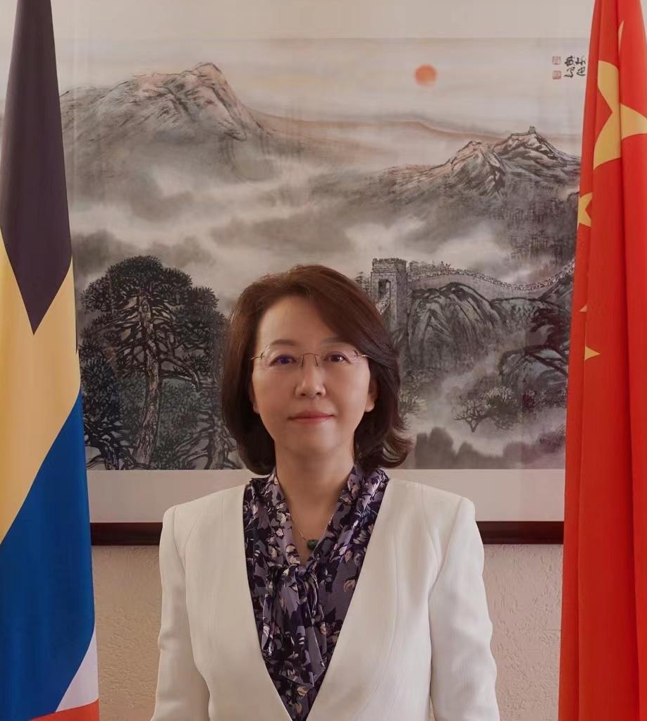 带 “诗悦” 的名字:测算流年运势www.jixiangqiming.vip：-张艳玲卸任中国驻安提瓜和巴布达大使