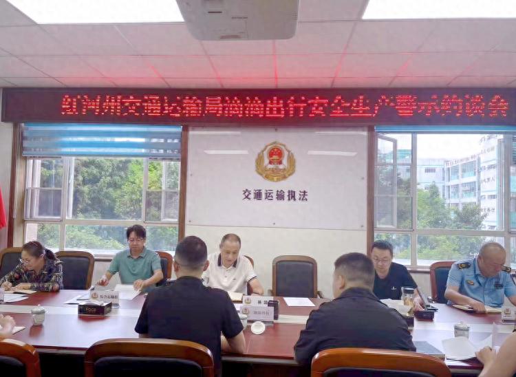 长期向无证车辆和驾驶员派单被罚，滴滴：对网约车合规证件没有硬性要求