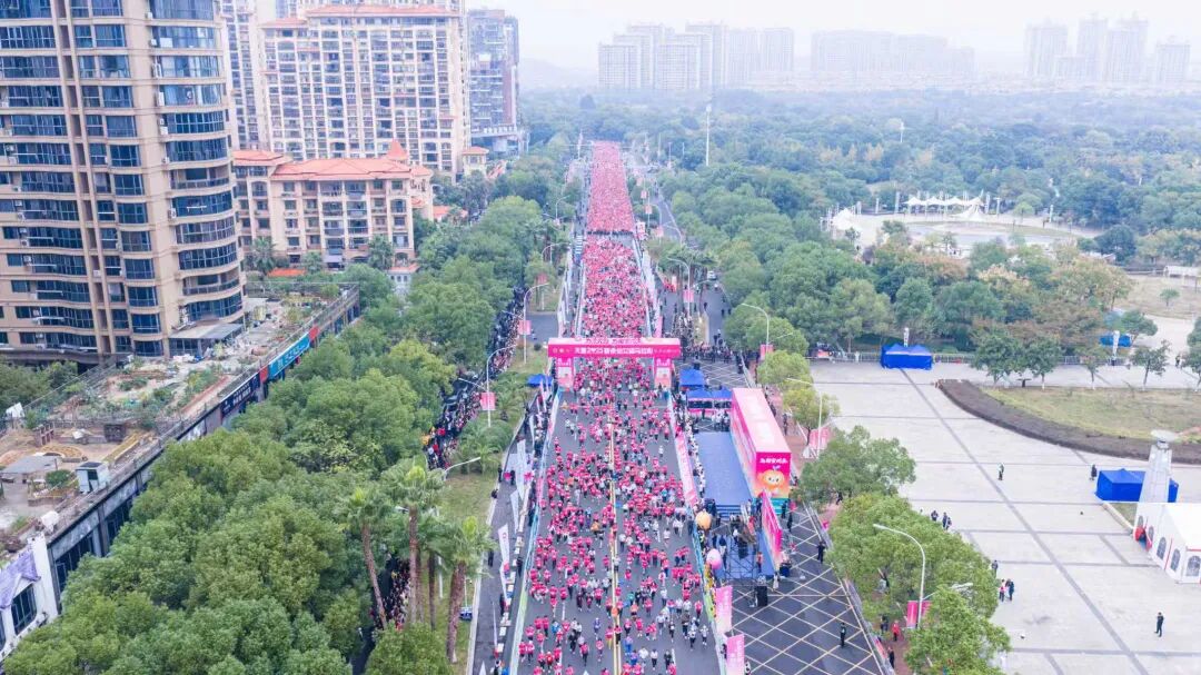 跑一场浪漫“仙马”