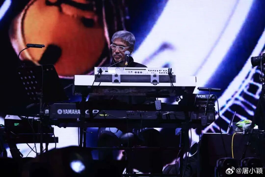 媒体:著名音乐人屠颖意外离世,作品有《情书》《味道》《过火》等