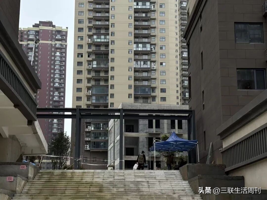 西安11岁男孩坠入通风井:事故发生后小区查出176处安全隐患