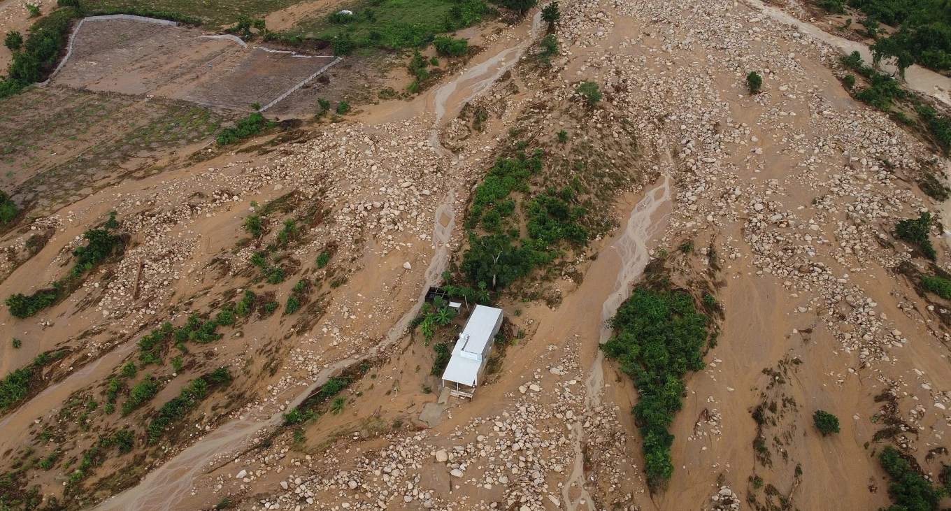 越南中部洪水已致35人遇难，另有5人失踪、60人受伤