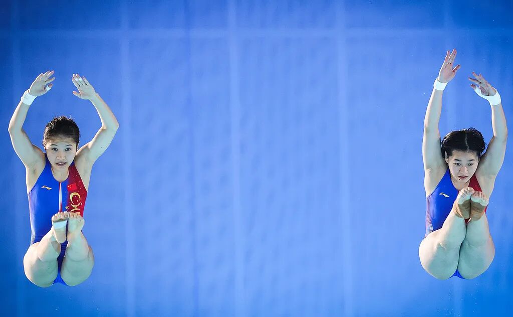 上海队陈芋汐/掌敏洁获得全运会女子双人10米台冠军