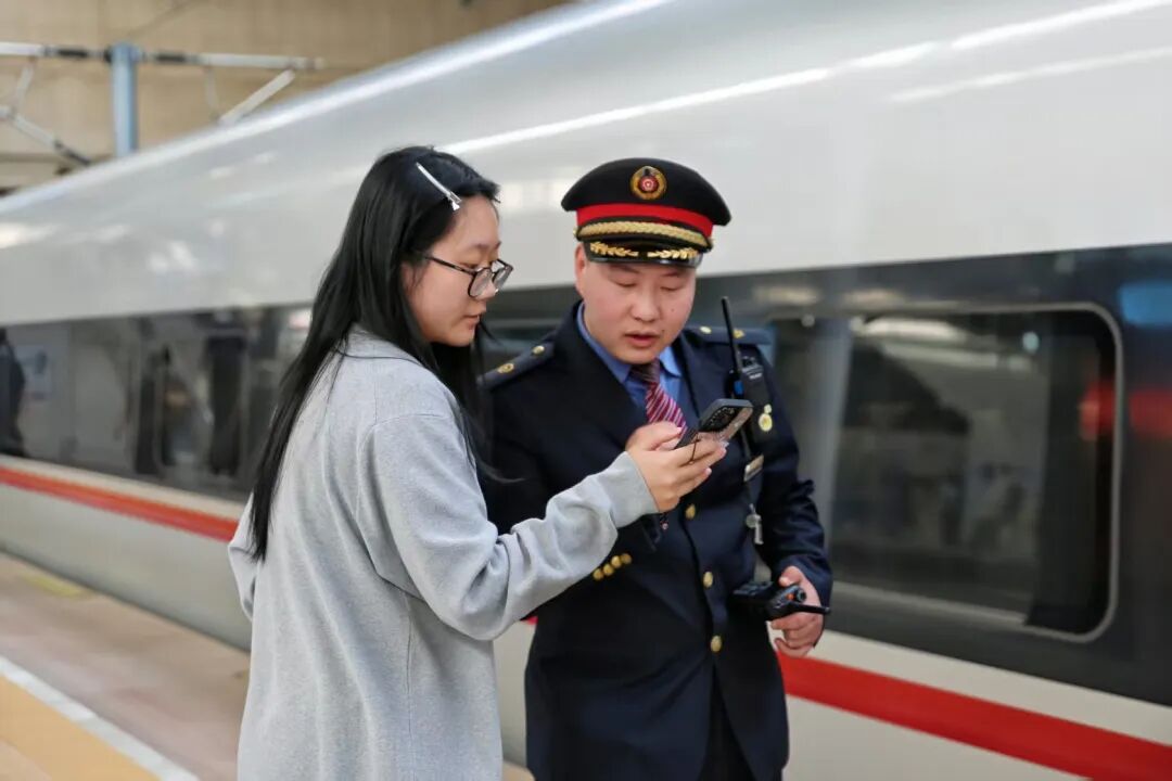 火车票打折力度加大!最低4折,涉及1300余趟动车组列车