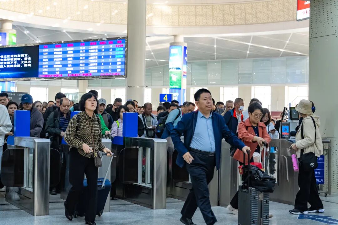 火车票打折力度加大!最低4折,涉及1300余趟动车组列车