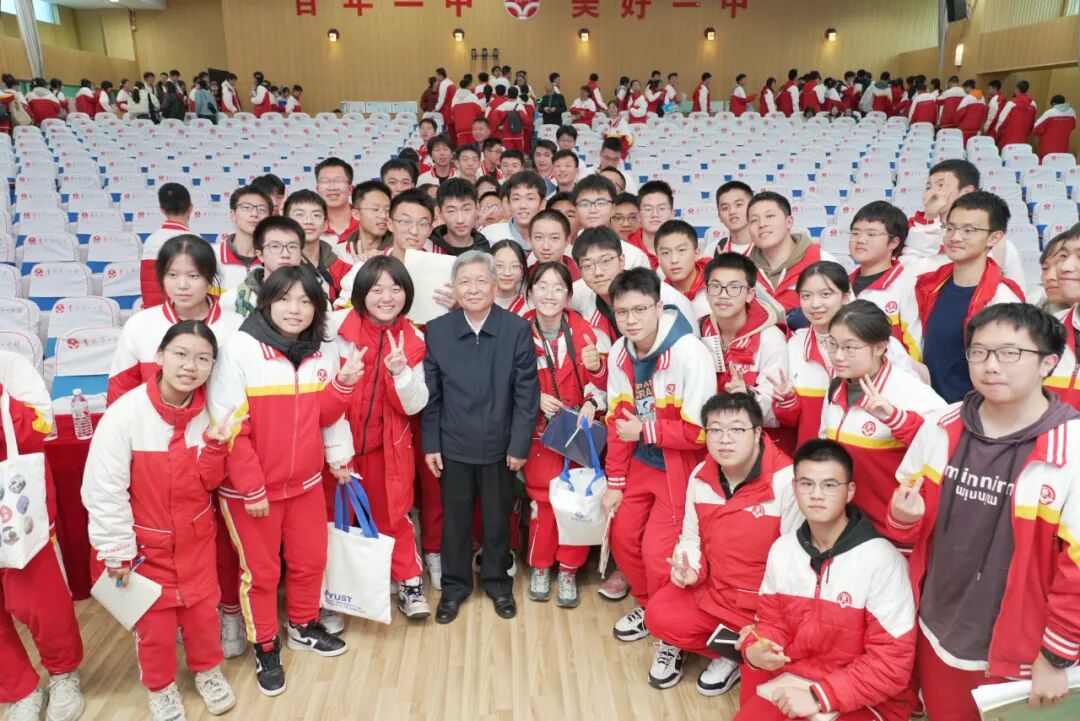 言短意长|福耀科技大学的策略选择