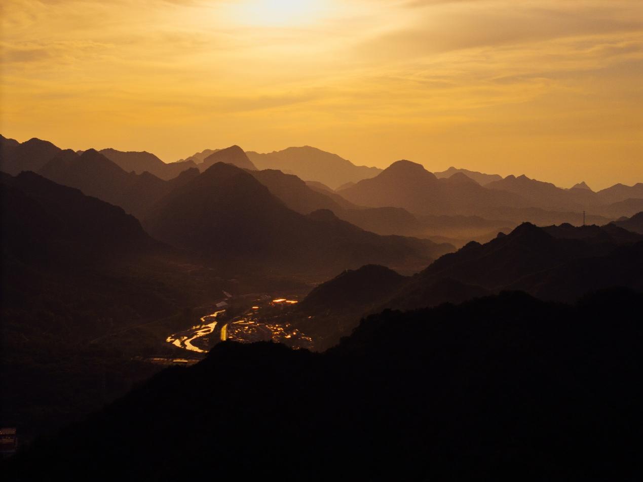 这座燕山小镇，何以成为北京人喜爱的“第二居所”？