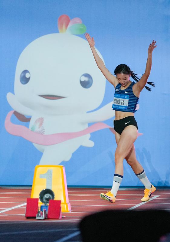 全运会 | 顶峰相见的田径情侣,体验田径的残酷与美好