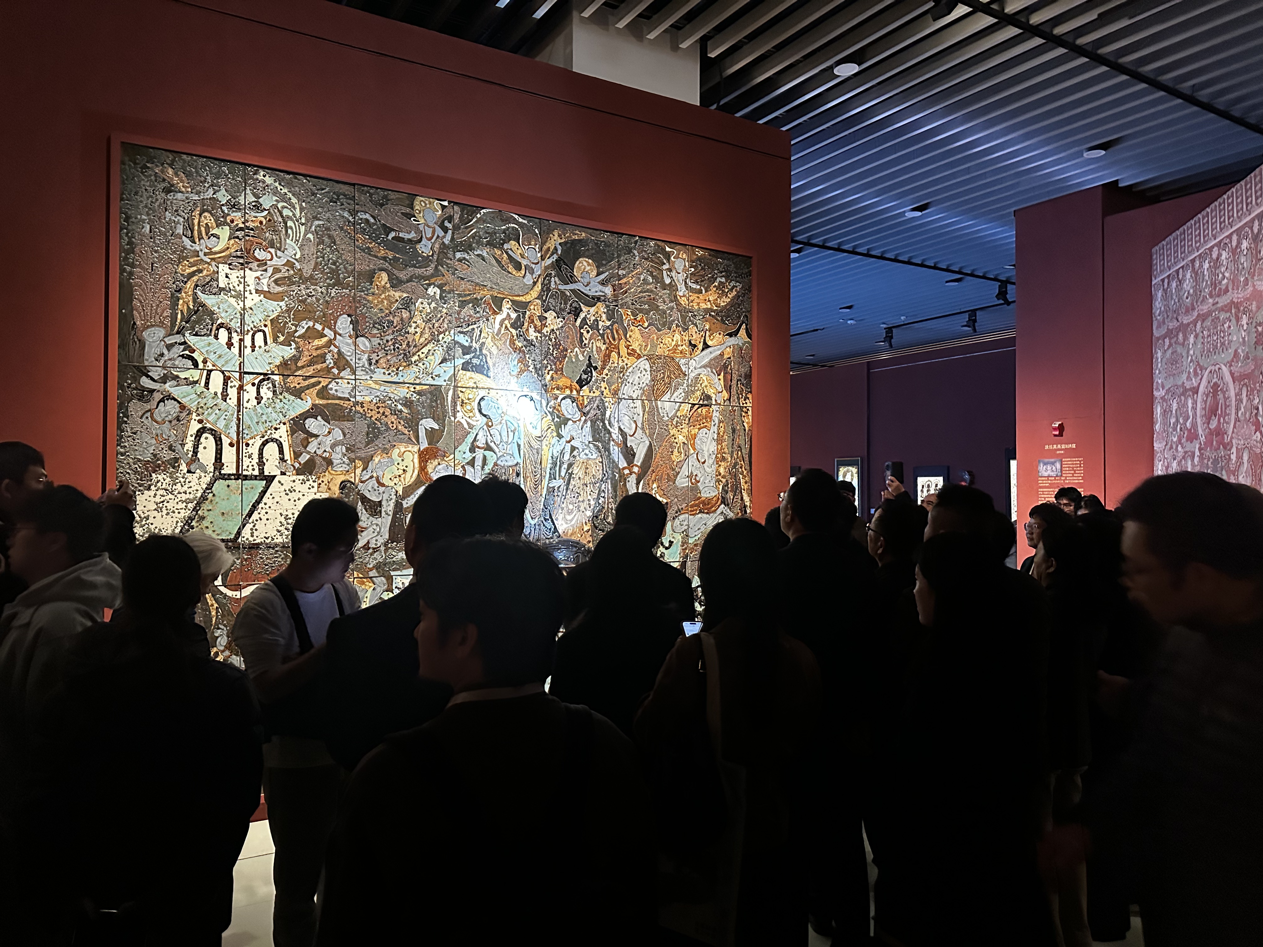 “釉色里的敦煌”特展在南昌启幕:实现历史突破,“四个首次”成为亮点-第2张图片- “釉色里的敦煌”特展在南昌启幕:实现历史突破,“四个首次”成为亮点-第2张图片-