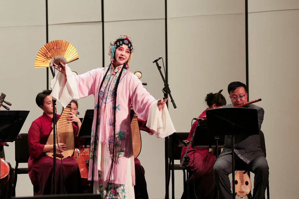 跟随单雯的杜丽娘感受姑苏，昆曲国乐中“听得见的江南画卷”