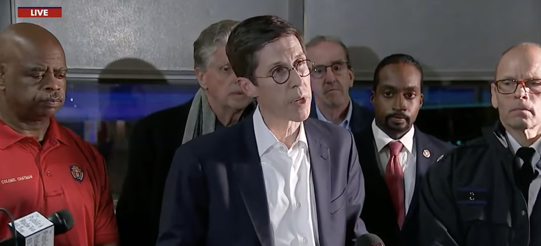 美布朗大学枪击案已致2死8重伤,枪手仍未被捕