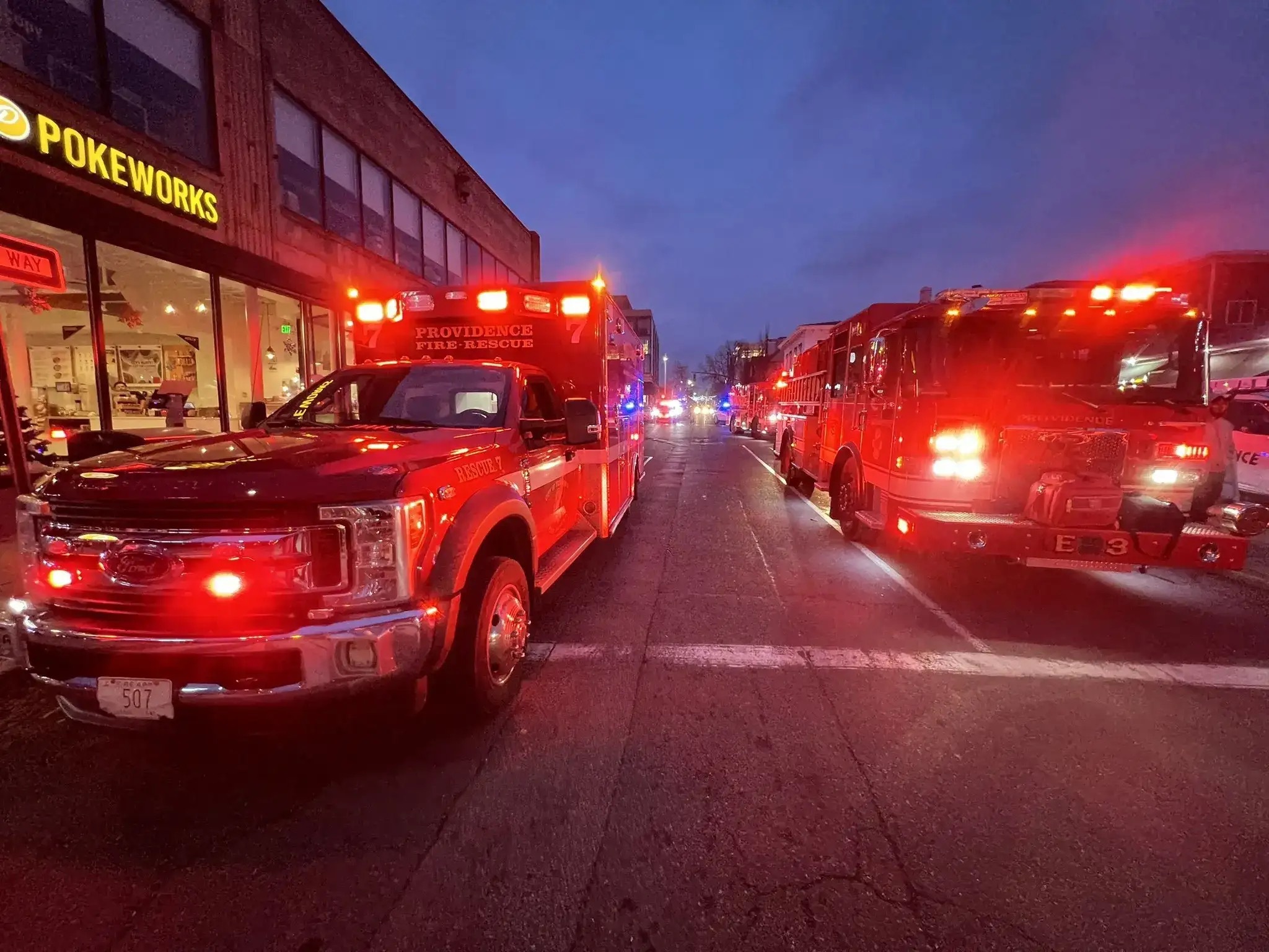 美国布朗大学再传枪声,目前已致多人死伤