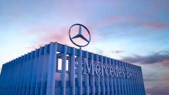 当市场从亢奋回归理性，百年豪华品牌开启反攻