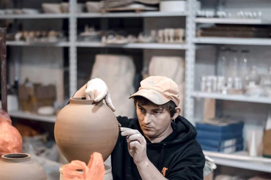 He Thought He'd Stay 4 Weeks. The Porcelain City Kept Him