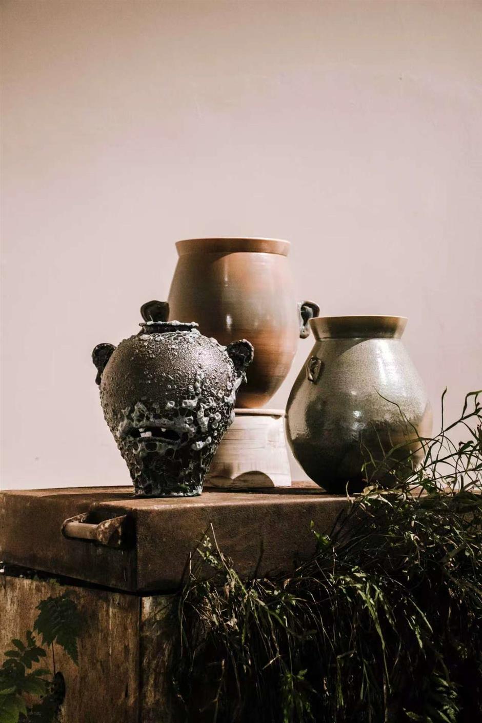 He Thought He'd Stay 4 Weeks. The Porcelain City Kept Him