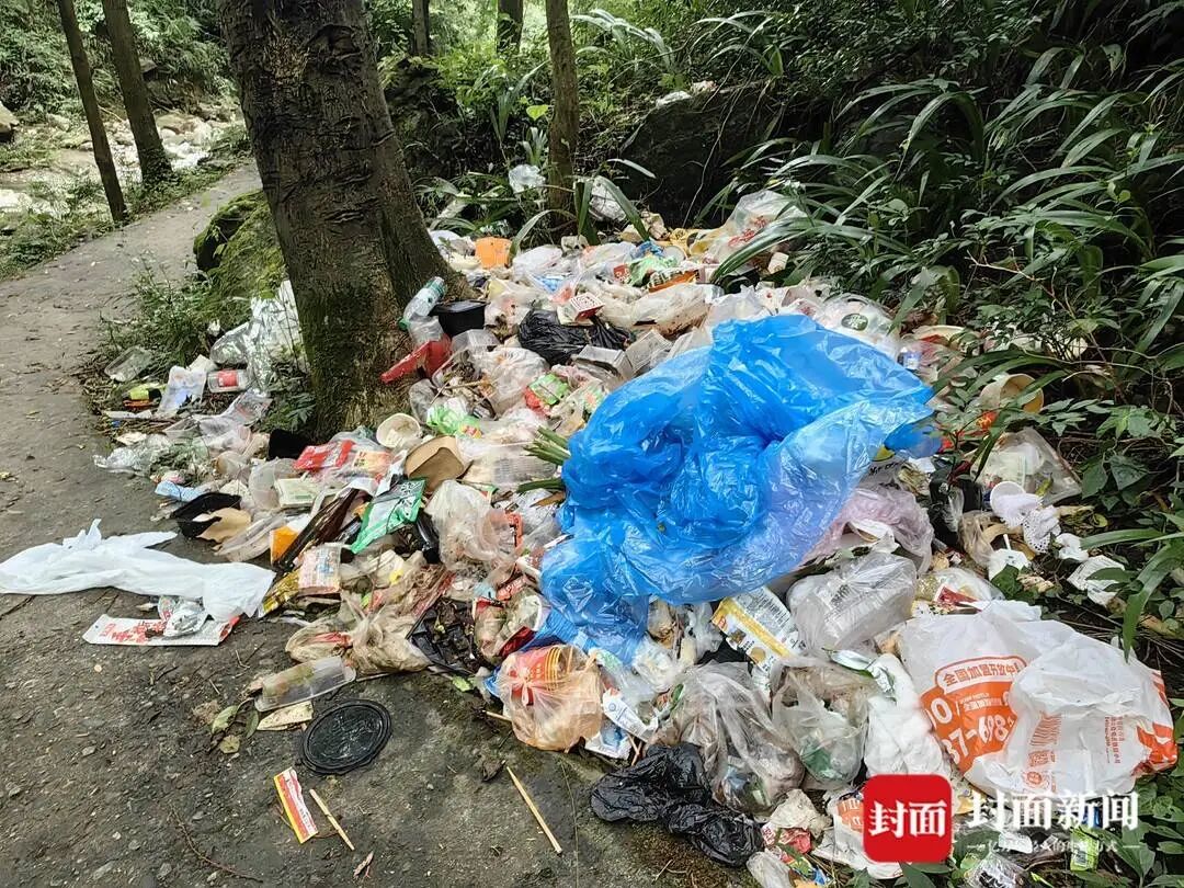 游客随手丢垃圾成顽疾江油老君山如何破解垃圾围山困局?(图1)