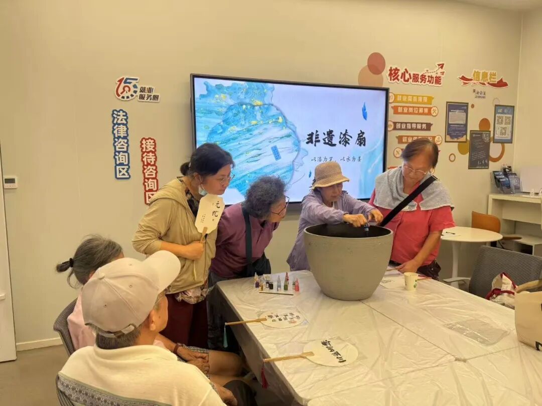 以爱之名,奏响幸福序曲:上海徐汇区各街镇七夕活动甜蜜来袭