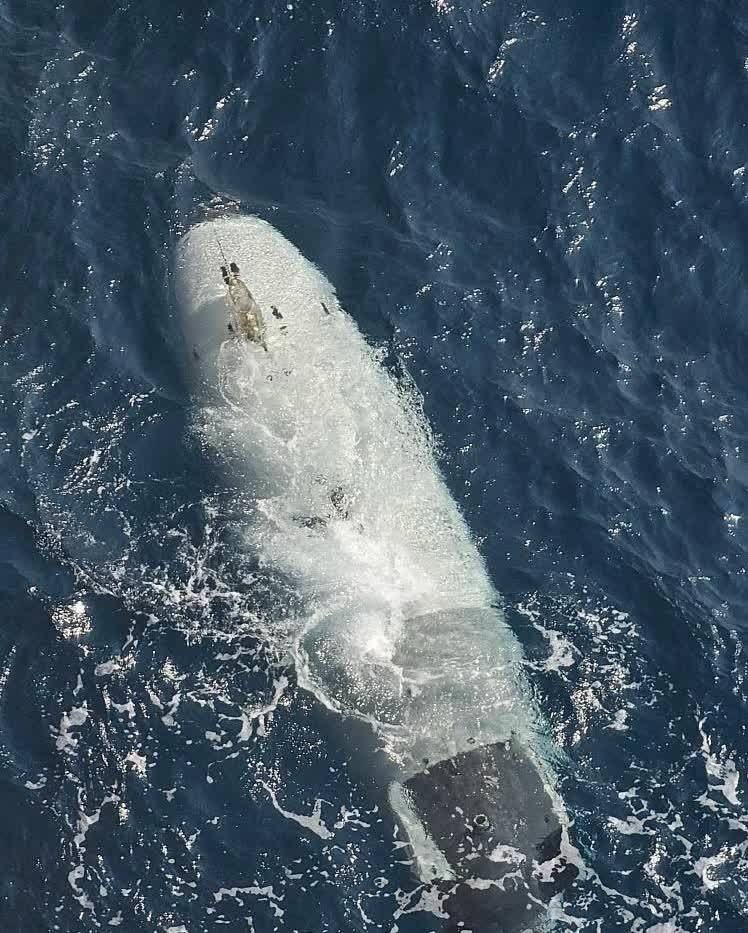 伊朗称在霍尔木兹海峡捕获美无人潜航器