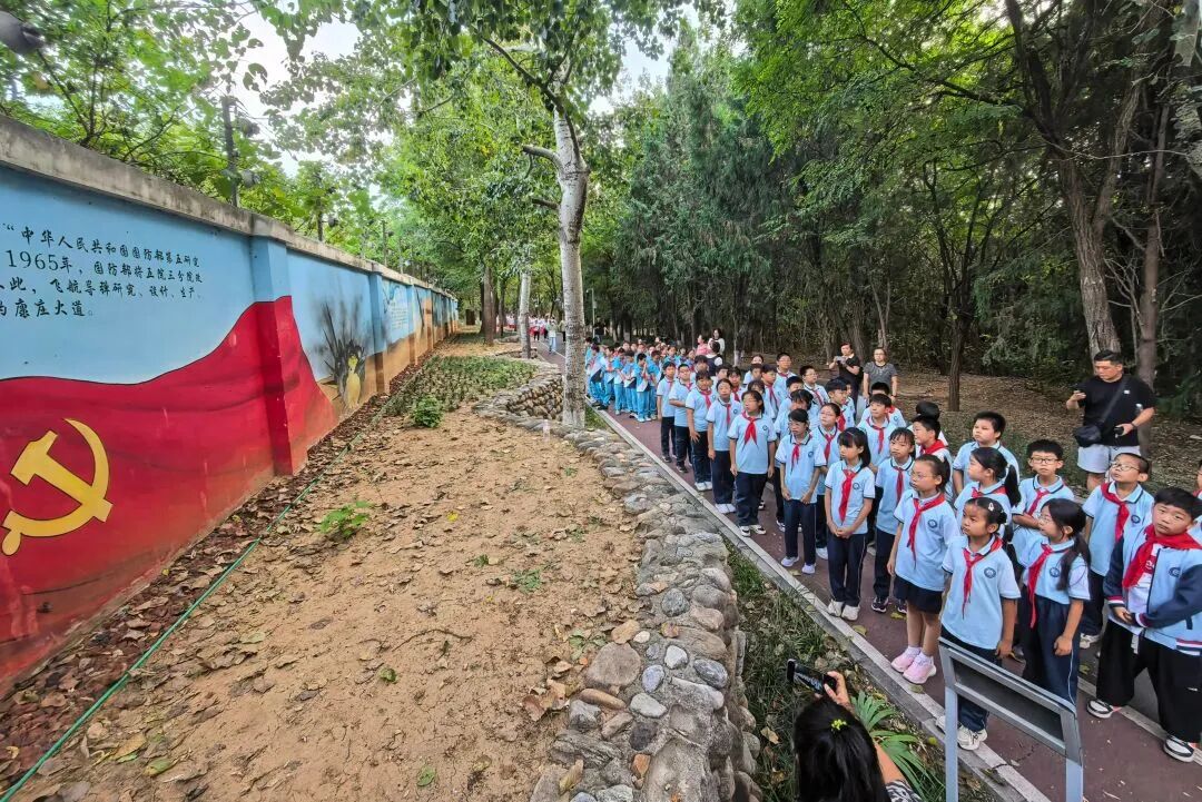 2026年云岗街道全国科普月暨全民国防教育月"开学第一课"主题活动启幕