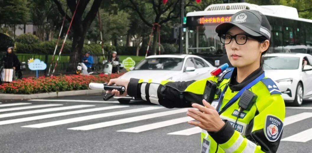 国庆长假看杭州交警新质战力的变化