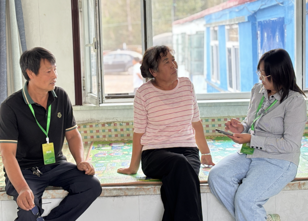 观察丨和33万老人面对面，调查员看到了什么