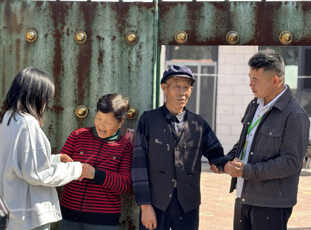 实探“六调”丨叩开家门,在倾听中看见真实老龄社会