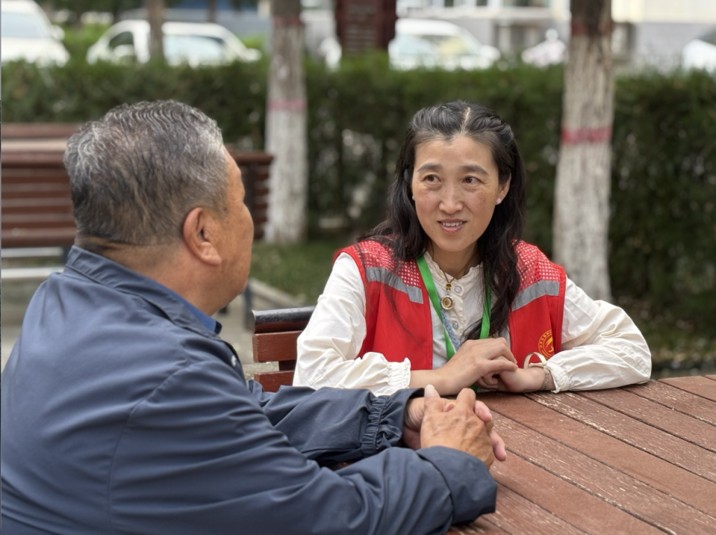 观察丨和33万老人面对面，调查员看到了什么
