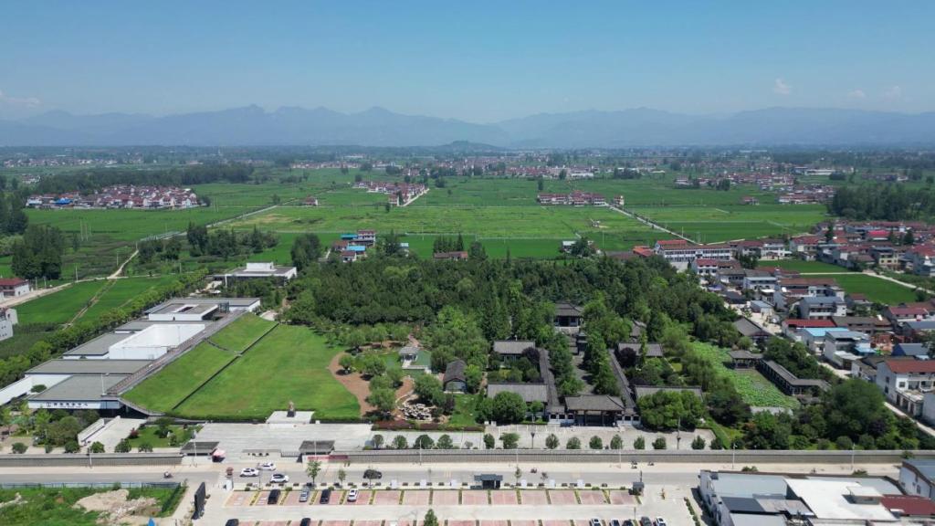 这座秦巴千年古县,何以书写县域发展新答卷