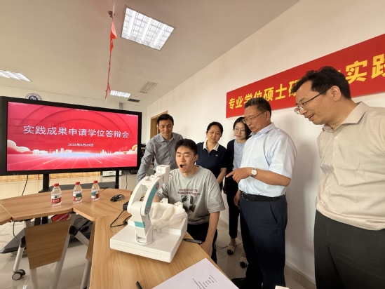 观察|学生凭实践成果拿硕博学位,在沪高校有哪些探索?