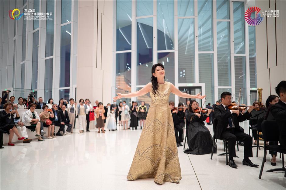 Opera House Opera Singer Grand Opera House Ushers in a New Era for City's Performing Arts_China ...