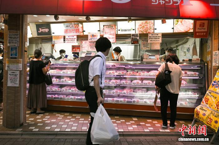 高市早苗执政满一年,日媒质问:“这场噩梦还要持续多久?”