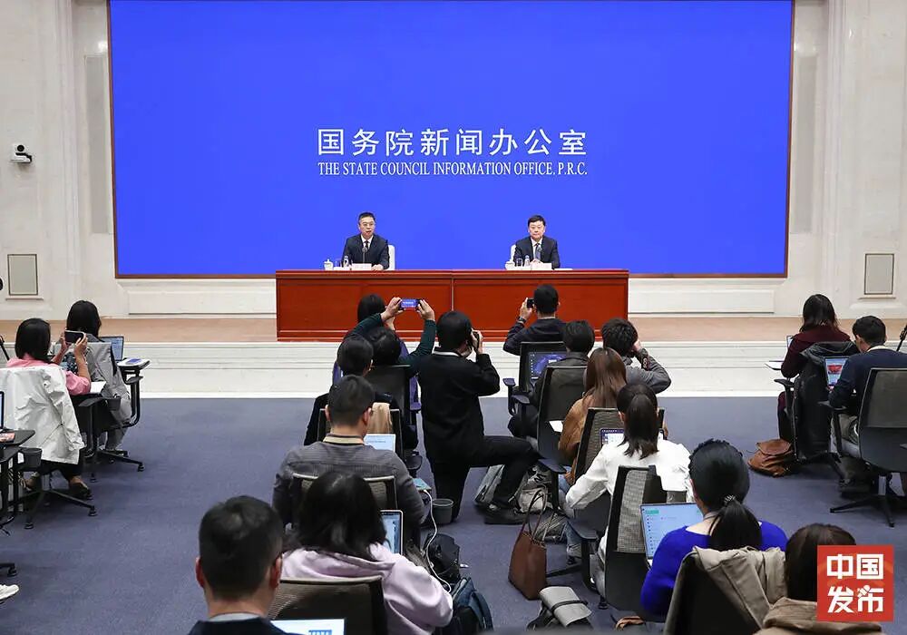 国新办21日发布会聚焦“气变”：中国将如何应对气候变化、参与引领全球气候治理