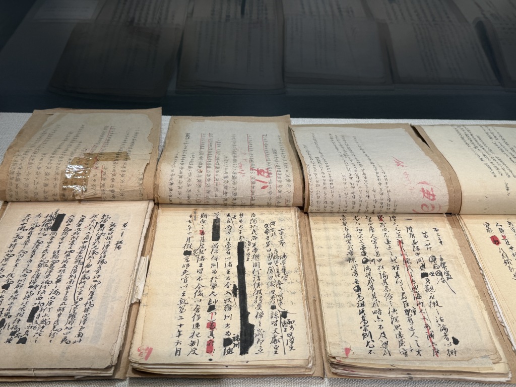 文学双周记丨智利女作家阿连德以笔名投稿,获100万欧元西班牙行星奖