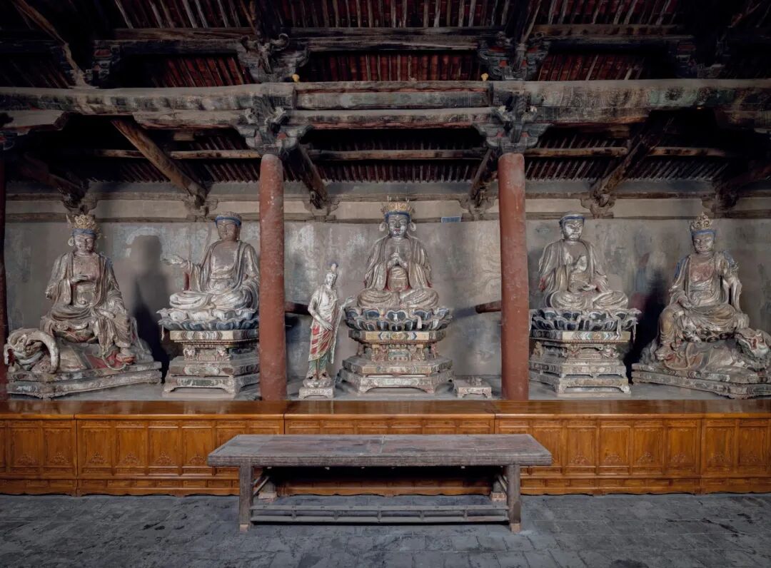 《万古光辉》:从展场到纸页,读懂千年古刹广胜寺