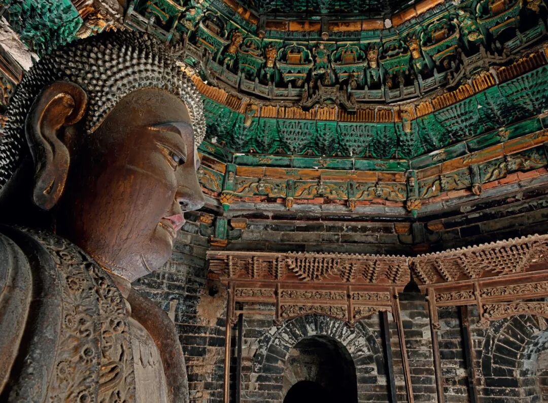 《万古光辉》:从展场到纸页,读懂千年古刹广胜寺