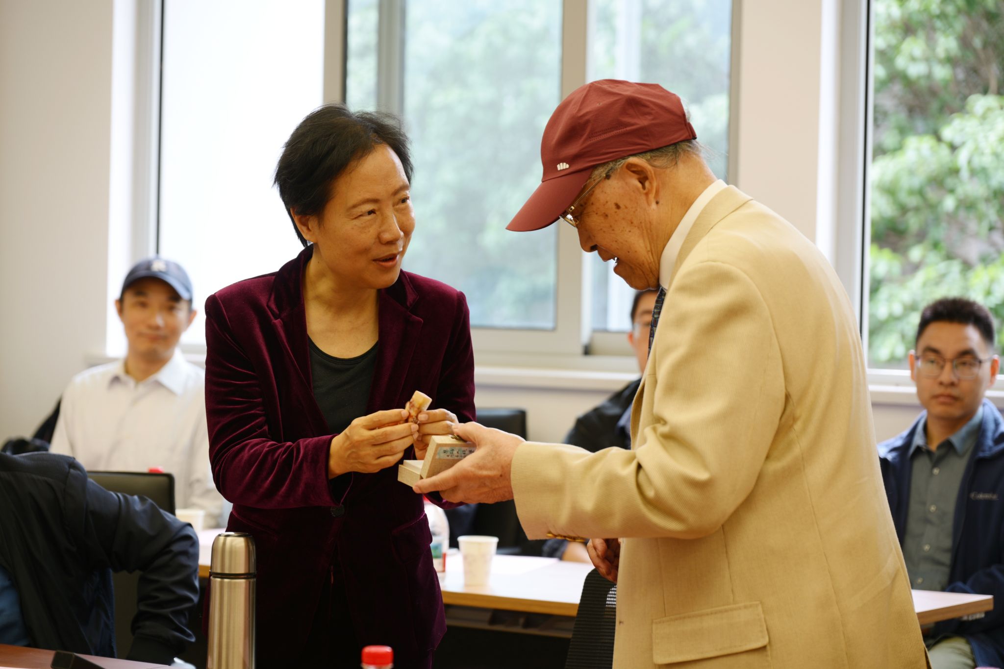 明清史研究的回顾与前瞻——复旦历史系举办樊树志教授九十华诞学术座谈会