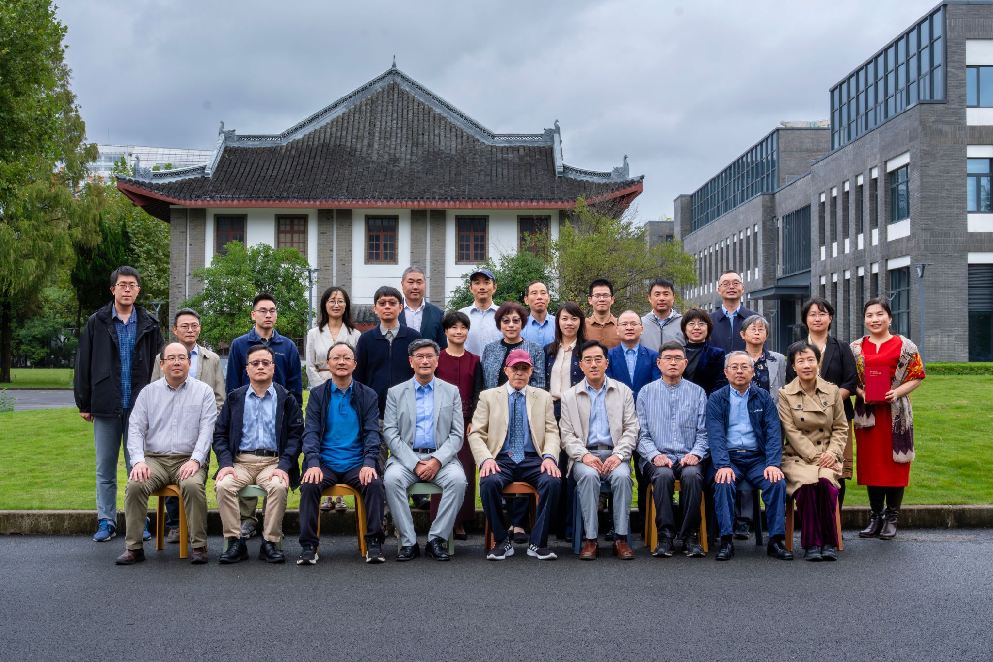 明清史研究的回顾与前瞻——复旦历史系举办樊树志教授九十华诞学术座谈会