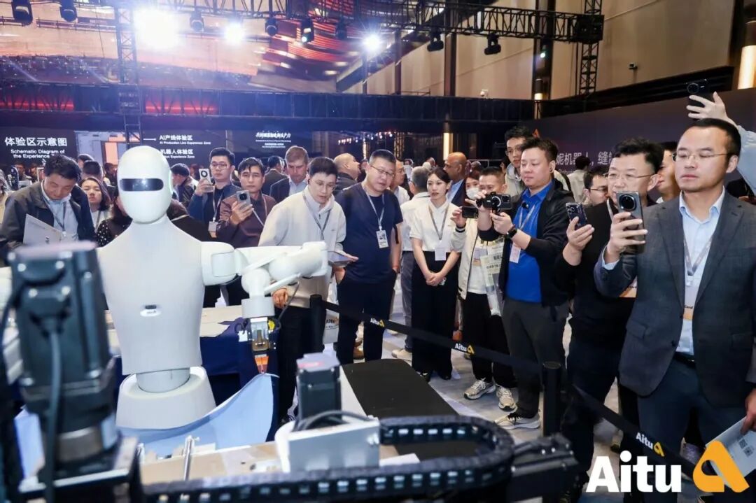 全球发布！杰克让服装制造迈入具身AI量产时代