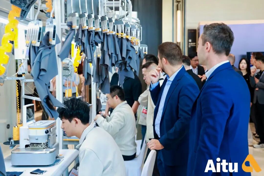 全球发布！杰克让服装制造迈入具身AI量产时代