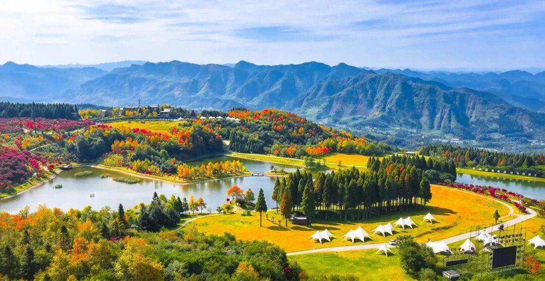 不止19℃凉风:乌蒙山城六盘水的四季旅居新答卷