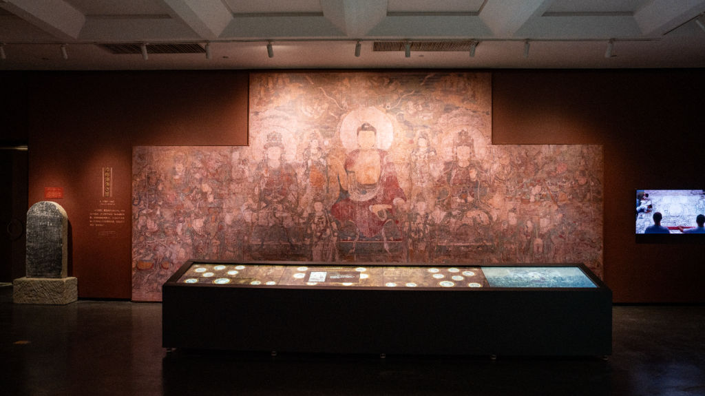 《万古光辉》:从展场到纸页,读懂千年古刹广胜寺