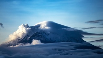 南极洲100多座隐火山或大面积喷发