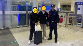 未成年獨自乘車離家出走，佛山鐵警暖心勸回