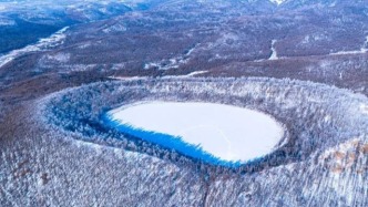 絲毫不輸哈爾濱！雪原霧凇、冬季不凍河，內(nèi)蒙古阿爾山冰雪太驚艷