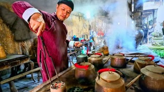 【美丽四川】同饮一江水 偶遇哪吒茶馆的“孪生兄弟”